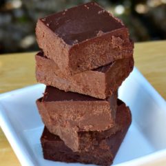 Raw Butter and Coconut Oil Fudge Bars