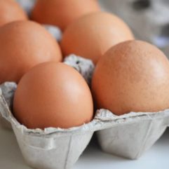 Chicken Eggs-Soy&Corn/Fish&Flax-free & unwashed – fertile