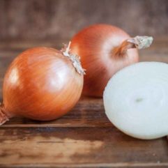Fresh Onions – per lb