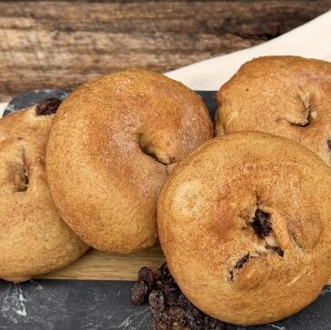 Cinnamon Raisin Bagels – (4 in Bag)